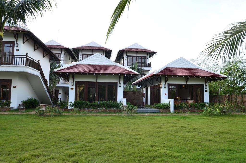 Riverside Bamboo Resort Хой Ан Стая снимка